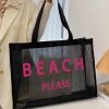 SHEIN 1PC Letter Mesh Bag Oversized Mesh Beach Tote Grocery Bag Reusable Shopping Bag Travel Bag,Portable Beach Vacation Large Capacity Letter Printed Handbag, Suitable For Men And Women, Couples, Daily Use, Very Suitable For School, University, Outdoor, Travel, Going Out, And Vacation,Picnics, Camping, Supermarkets, Daily Storage