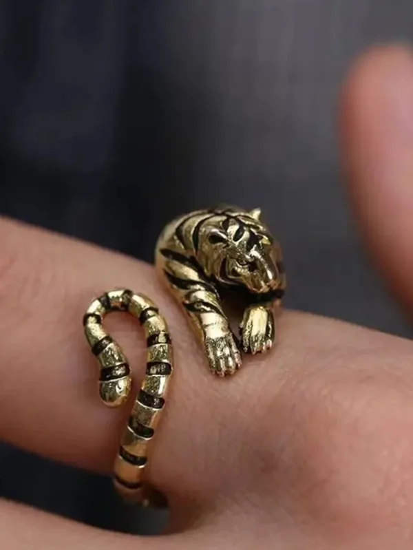 Tiger Design Cuff Ring